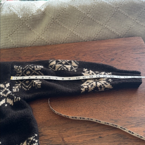 Brown and Cream Snowflake Sweater LLBean Wool - Picture 11 of 12